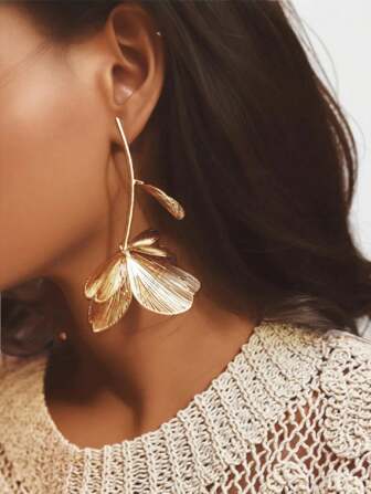 1pair Vintage Fashion Metal Large Flower Drop Earrings, Perfect For Parties, Events, Holidays, And Everyday Wear For Women Valentines,Mom,Mother,Mother's Day,Gift