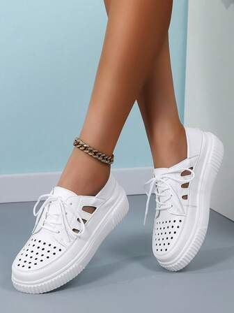 透氣空洞滑板女鞋，2024新潮柔軟底部休閒運動鞋，時尚女鞋適用於秋季