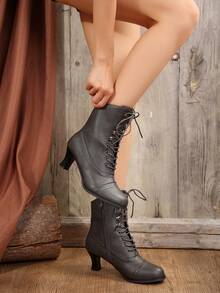 Botas femininas da moda, material respirável com salto robusto, cadarço e zíper lateral enfeitados com tachas para estilo motociclista - Chumbo - Visão 4