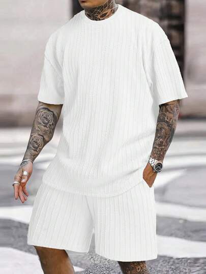 Men's Summer Solid Color Round Neck Short Sleeve Casual T-Shirt And Drawstring Waist Shorts Set, Cozy Outfits