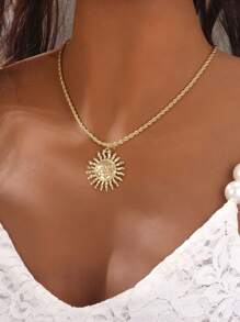 1pc Summer Sun Face Pendant Necklace - Yellow Gold - View 1