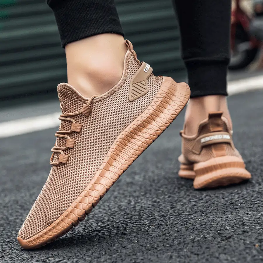 男士公路鞋、跑步鞋、网眼透气超轻运动鞋