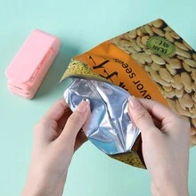 1pc Mini Snack Sealing Machine Portable Plastic Bag Sealer For Food Preservation And Vacuum Sealing, Random Color - Multicolor - View 4