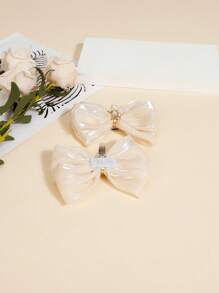 1 对时尚米色蝴蝶结配珍珠水钻鞋夹，可拆卸鞋饰，多功能配饰