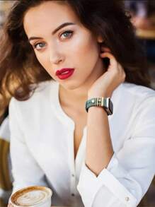 5 件金属吊坠装饰环，兼容 表带，LOVE 钻石水钻饰品，智能手表硅胶表带配件，时尚手链（不含手表和表带），兼容三星 Galaxy Watch - 金色 - 查看 7