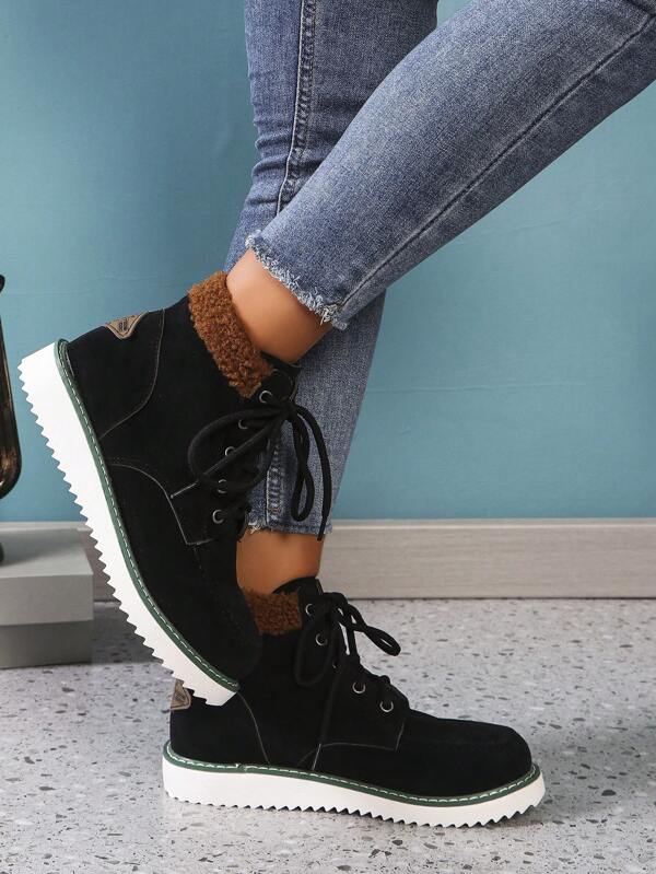 New Arrival Fall/Winter 2024 Vintage Boots, Fashionable Thick-Soled Outdoor Snow Boots With Strap, Lining