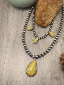 1 pezzo Collana con pendente in lega di zinco con doppio strato di perline e intarsiato di turchese per le donne