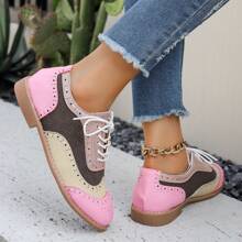 European And American Style Large Size British Style Women's Flat Shoes, Comfortable Lace-Up Casual Leather Shoes, Retro Carved Color Blocking Low Cut Student Shoes, Fashionable Low-Heeled Shoes For Women