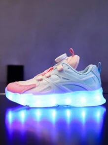 GUANGLAN Zapatos con luces LED de 7 colores que destellan y se cargan por USB, zapatillas informales de primavera y otoño para niños, zapatos luminosos para niños pequeños, niños grandes, niños, niñas y estudiantes, para correr y deportes, con botón giratorio para iluminar, blanco/negro/rosa - Rosa Fucsia - Ver 6