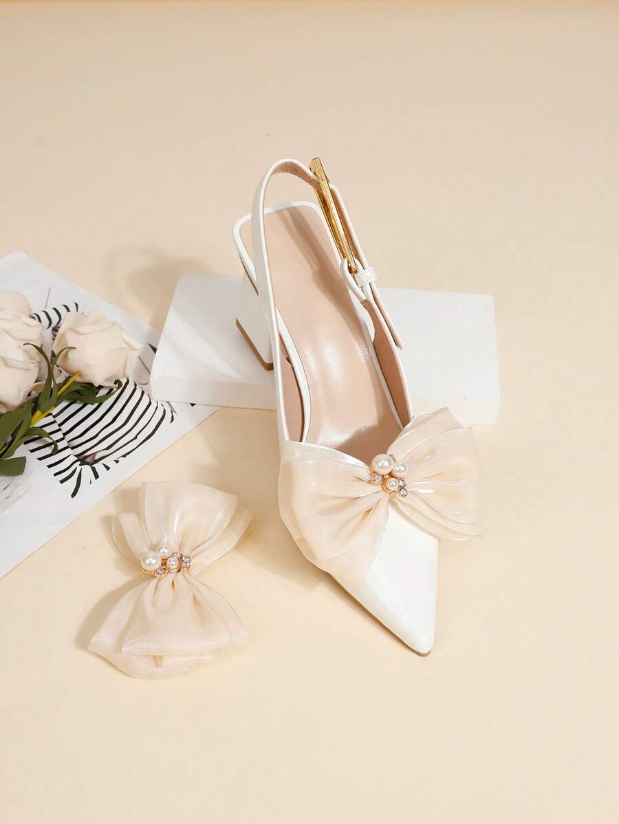 1 对时尚米色蝴蝶结配珍珠水钻鞋夹，可拆卸鞋饰，多功能配饰