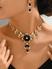 3pcs Women's Necklace & Earrings Set, Beautiful Flower Design Studded With Water Rhinestones, Black Water Droplet Tassel Necklace, Elegant & Exquisite Collarbone Chain, Shiny Party Gift Valentines,Mom,Mother,Mother's Day,Gift