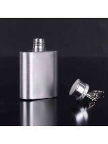 Mini Petaca de Acero Inoxidable Elegante Licorera de Bolsillo, Anfora Portátil para Licores, Ideal para Regalo y Salidas, ¡Disfruta Tu Licor Favorito en Cualquier Lugar! - Plateado - Ver 8