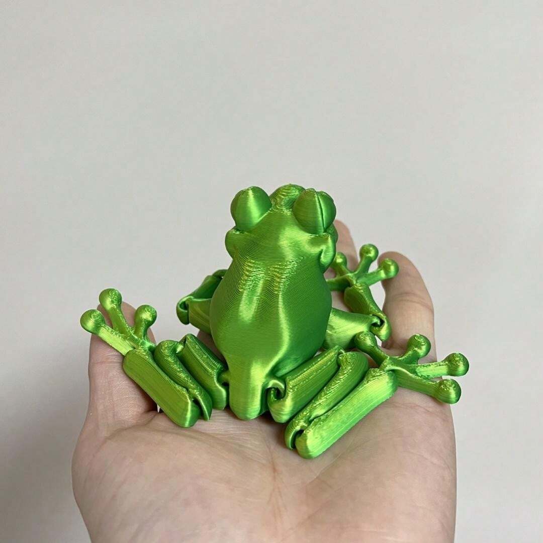 3D Printed Frog Statue With Movable Joints - Great For Halloween & Home ...