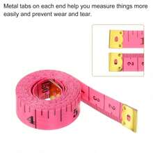 (1/5) قطعة شريط قياس مرن من الألياف الزجاجية بطول 1.5 متر /60 بوصة للخياطة والتفصيل والتفيت، مقياس مزدوج (لون وتصميم عشوائي)