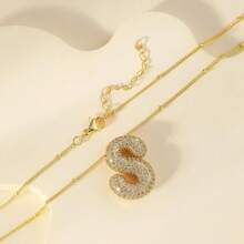 女士首字母项链 金色字母项链 - 金色 - 查看 7