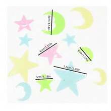 Conjunto de Decoração Brilhante no Escuro de Estrela e Lua Grande, Adesivos de Parede Luminosos 3D de Estrela, Adesivo Romântico Fluorescente Brilhante no Escuro para Quarto/Sala de Estar, Decoração Brilhante DIY - Multicolorido - Visão 3