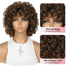 Pelucas cortas rizadas para mujer, peluca sintética de cabello afro rizado y rizado con flequillo, color negro / marrón / rubio miel degradado, fibra resistente al calor, peluca rizada corta con muelles para uso diario, peluca rizada y afro para mujer, para cosplay y fiestas
