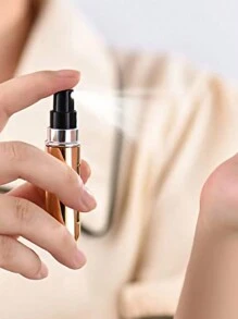 1/4/8 件 5 毫升便携式可再填充旅行配件迷你可再填充香水瓶喷雾香水泵空化妆品容器雾化器瓶适合旅行旅行必需品、海滩旅行收纳袋、暑假返校学校用品假日露营假日必需品女士香水男士香水 - 彩色 - 查看 8