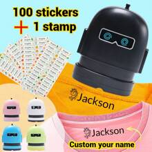 100 stks gepersonaliseerde naamstickers en 1 st aangepaste naamstempel voor kleding waterdicht de naamstempel gepersonaliseerd voor kleding, handgeschreven handtekeningstempel, gepersonaliseerde kledingstempels voor kleding, DIY aangepaste cartoon zelfinktende naamzegel stempel voor zakelijk gebruik school student briefpapier cadeau