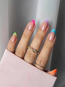 150 Stück mittelgroße mandelförmige französische Gel-Kunstnägel, matte französische Kunstnägel, weiche Gel-Kunstnägel. Diese Kunstnägel sind in 15 Größen für DIY-Nagelkunst erhältlich, geeignet für Frauen und den Nagelsalon. Aufklebe-Nägel, Nagelbedarf