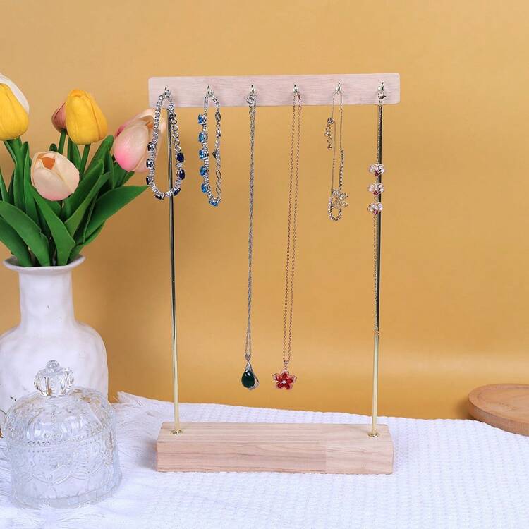 Chain display stand store