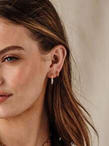 1 Pair Fashionable Unique Two Tone Designer Earrings 925 Sterling Silver Fine Jewelry Chic Minimalist Geometric Light Luxury Hoop Earrings For Women Daily Wear