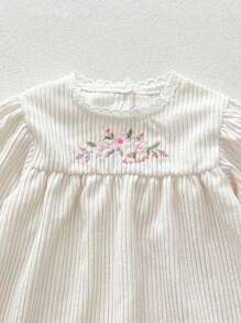 女宝宝秋季刺绣荷叶边领泡泡袖针织连衣裙 - 米色 - 查看 1