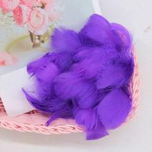 100 Stücke Gänsefeder 4-7cm kleine schwebende Federn, rosa Schwanenfeder Plüsch für Handwerk, Hochzeit, Schmuck, Dekoration