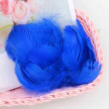 100 Stücke Gänsefeder 4-7cm kleine schwebende Federn, rosa Schwanenfeder Plüsch für Handwerk, Hochzeit, Schmuck, Dekoration