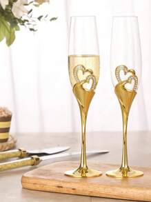 1pc Heart Crystal Champagne Flute With Stainless Steel Base For Wedding, Proposal, Birthday Party, Anniversary, Valentine's Day Gift. This Champagne Glass Has A Transparent Stem And A Heart-Shaped Crystal Decorated With Diamonds Inlaid On The Stainless Steel Base. It Is Suitable For Wedding Couples, Mr. And Mrs. Parties, Anniversary Celebrations, And Valentine's Day Gifts.