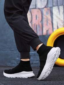 Men's Knitted Breathable Lightweight Slip-On Running Shoes, Comfortable And Versatile For Sports, Fitness, Running, Jogging And Walking - Black and White - View 4