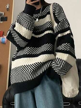 条纹落肩超大毛衣、七分袖上衣