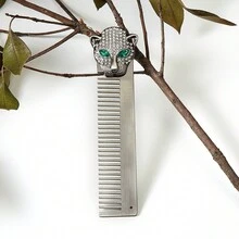 1 Pc Men's Leopard Head Metal Beard Comb Luxurious Emerald Diamond Design  Style Cool And Wild Style Men's Hair Comb Suitable For Hair Brushing Hair Trimming Hair Trimming Beard Essential Hairdressing Tools - Multicolor - View 12