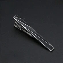 1 件时尚黑色领带夹，银色简约线条设计，多种款式适合男士