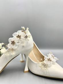 1 Par (2 peças) Acessórios de Sapatos DIY Destacáveis, Decoração de Flor com Pérola Falsa e Strass, Sapatos de Casamento da Noiva Elegante da Moda, Saltos Altos, Sandálias, Decoração de Sapatilhas - Branco - Visão 3