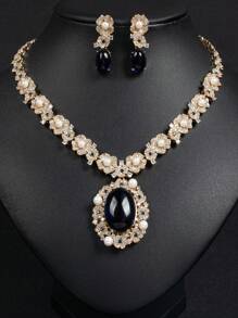 Bruidsjurken Sieraden Waterdruppel oorbellen Ketting Set met Zirkonia Waterdruppel ingelegd Meerkleurige bijpassende sieraden Ketting Oorbellen voor bruiloft en verloving High-end diner
