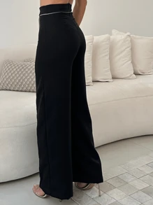 Women's Elegantly Tailored Pantaloon Pants. - Black - View 2