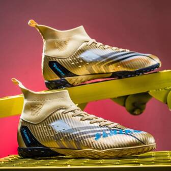 High Quality Ultralight Men FG Soccer Shoes Non Slip Comfortable Resistant Football Field Boots