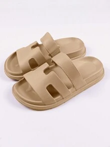 Dames Casual Four Seasons Nieuwe Veelzijdige Effen Kleur Modieuze Zwarte Pantoffels, EVA Gegoten Outdoor Strand Wandelsandalen