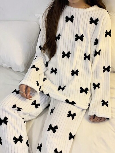 Coral Fleece Bow Sleepwear Pajama Set, Fluffy Pajamas, Minimalist Printed Nightwear Suit, Two Pieces Fall Clothes, Cozy view 3