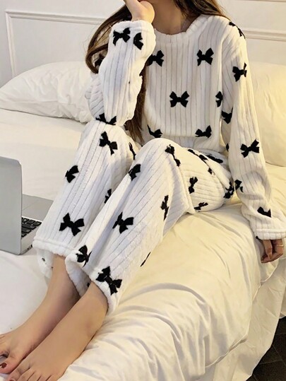 Coral Fleece Bow Sleepwear Pajama Set, Fluffy Pajamas, Minimalist Printed Nightwear Suit, Two Pieces Fall Clothes, Cozy view 5