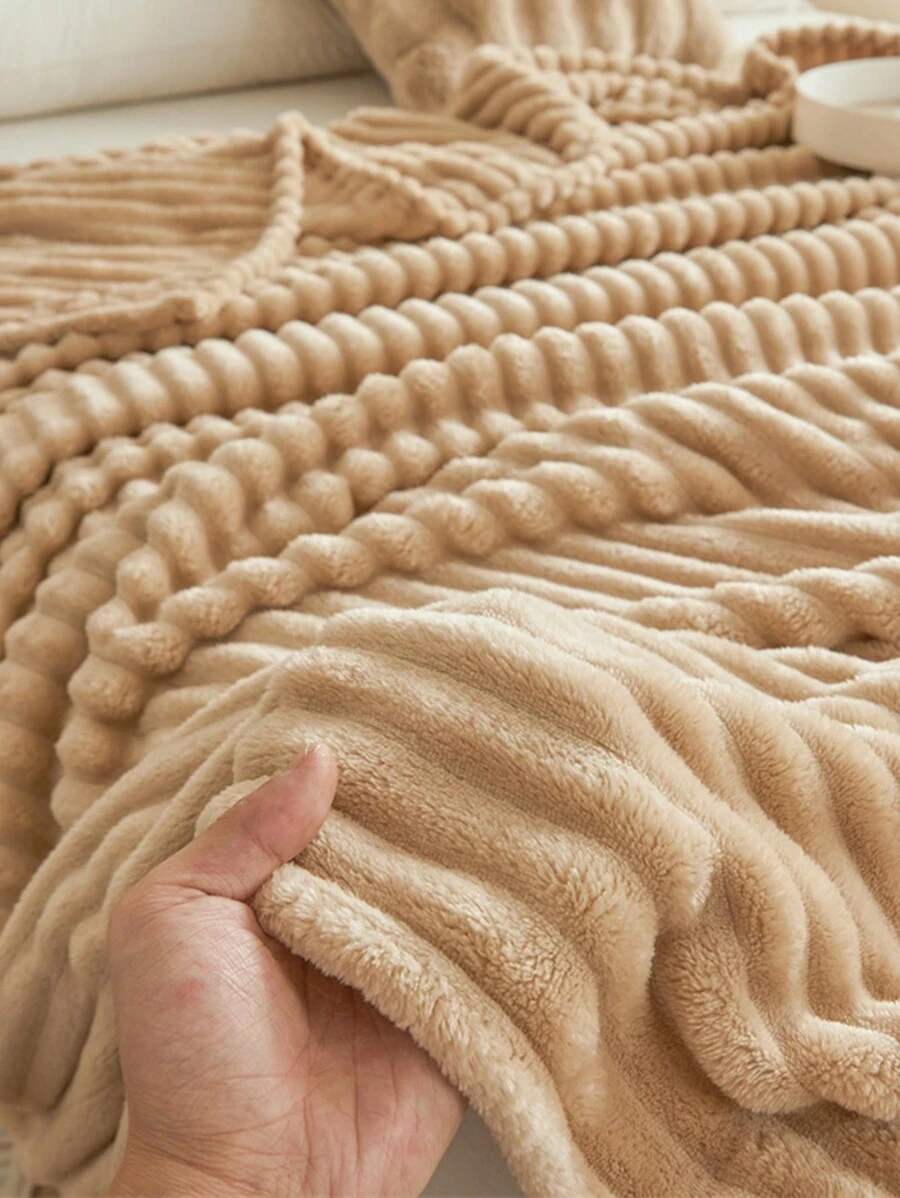 1 件牛奶咖啡色条纹绒毛法兰绒毯子，柔软舒适，适合卧室和客房 - 杏色 - 查看 1
