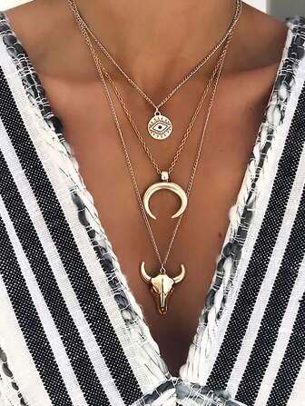 1pc Vintage Western Style 3-layer Alloy Eye Pendant With Alloy Bull Head, Crescent And Horns For Women's Daily Wear