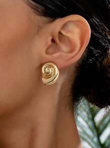 1pair European & American Minimalist Geometric Asymmetrical Starfish Shaped Versatile Stud Earrings For Women, Hot Selling