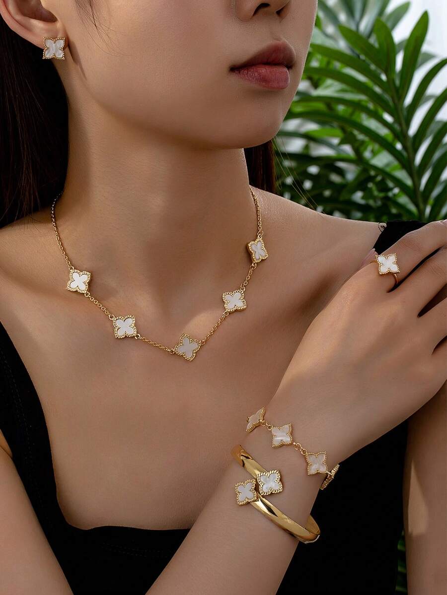 1 Set Acrylic Lucky Clover Necklace Earring Bracelet Ring Jewelry Set - Multicolor - View 1