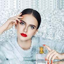 1 件玻璃香水喷雾瓶，便携式空香水瓶适用于精油和香水，迷你尺寸设计适合男女使用 - 分裝瓶 - 查看 2