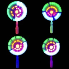 Mulino a vento luminoso lampeggiante, giocattolo a LED colorato che gira, articoli per feste che si illuminano al buio, bomboniere per feste di compleanno per adolescenti, mini mulino a vento con luce arcobaleno a LED, giocattolo magico per feste.