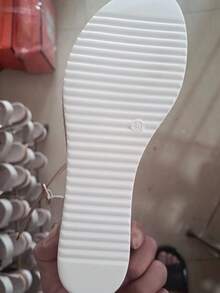 2024 年新款夏季时尚女士凉鞋，封闭式鞋头厚底粗跟 - 白色 - 查看 6