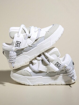 春秋季女士休闲运动鞋，新款简约潮流街头风格舒适运动鞋