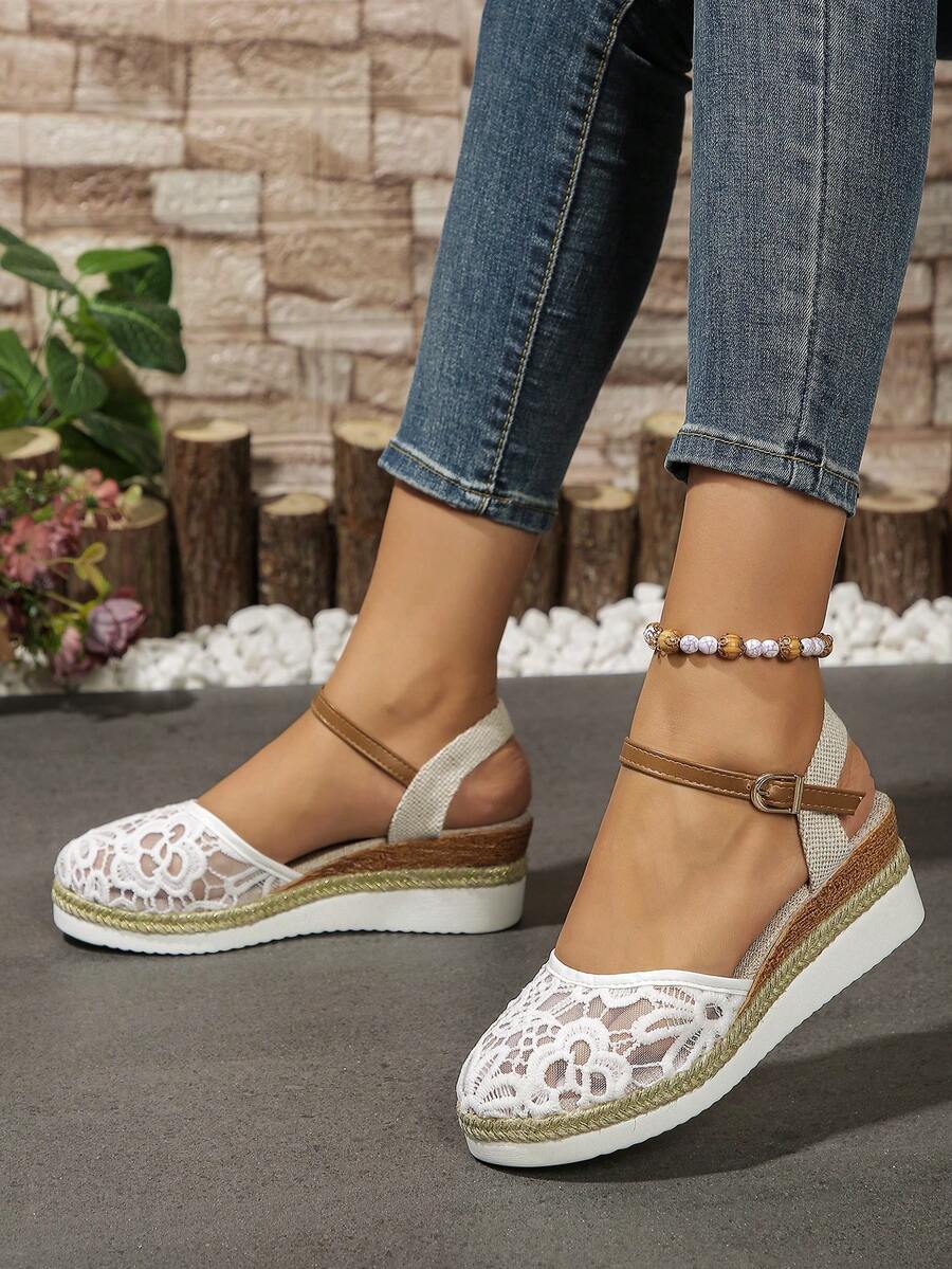 2024 年新款夏季时尚女士凉鞋，封闭式鞋头厚底粗跟 - 白色 - 查看 1